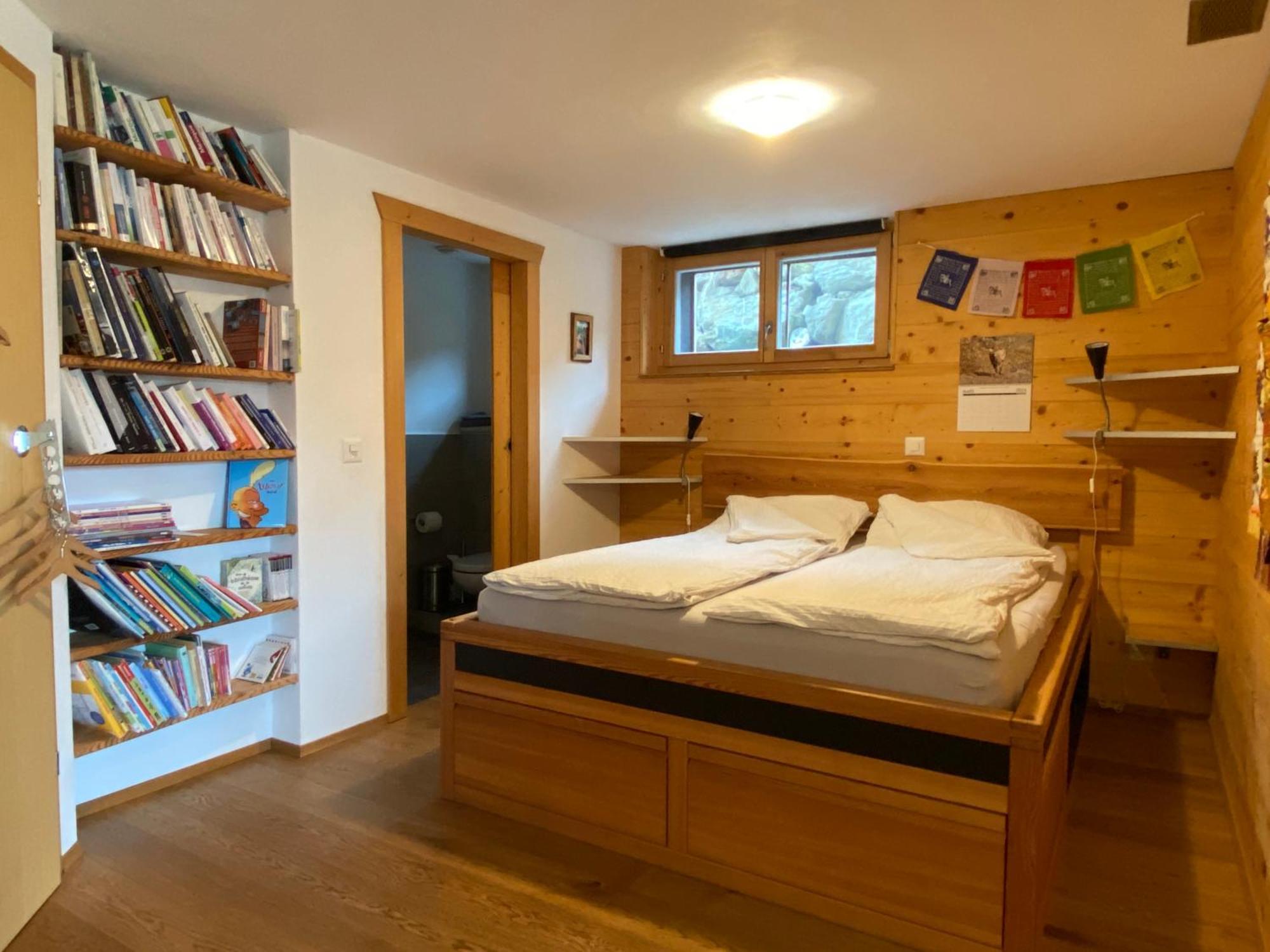La Cle Des Champs Bed & Breakfast Heremence Exterior photo